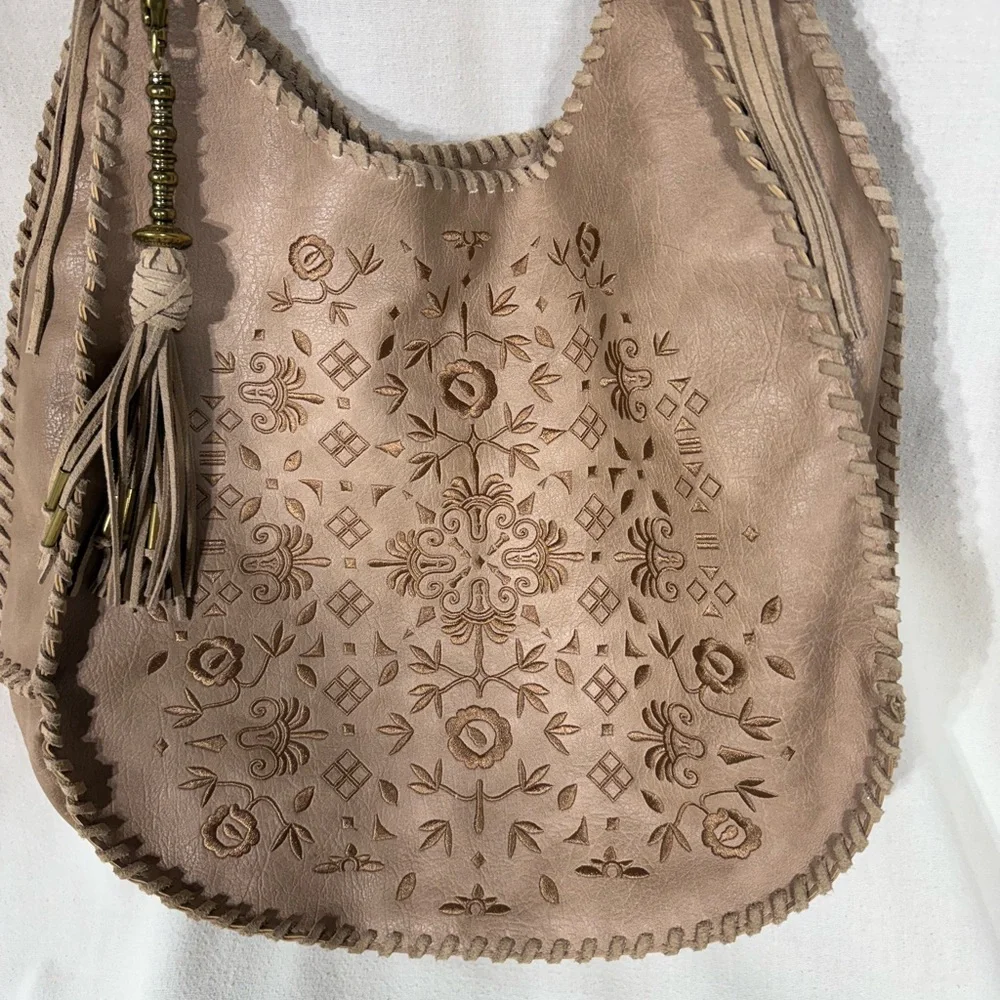 DV by Dolce Vita chic tan